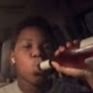 Meet your Posher, Lindy